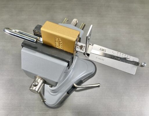 Original Lishi 2in1 Lock Picks AM5 Pick Blank Keys Stainless Steel Silver for American Padlock AM5 Decoder